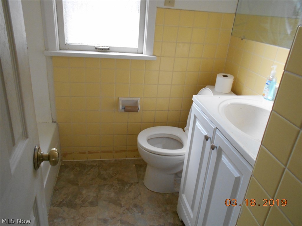 21406 Franklin Road Maple Heights, OH 44137 - Photo 10 of 18 Gallery Image 10