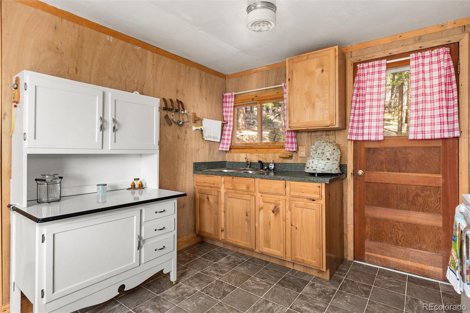 231 Elk Place Black Hawk, CO 80422 - Photo 7 of 16