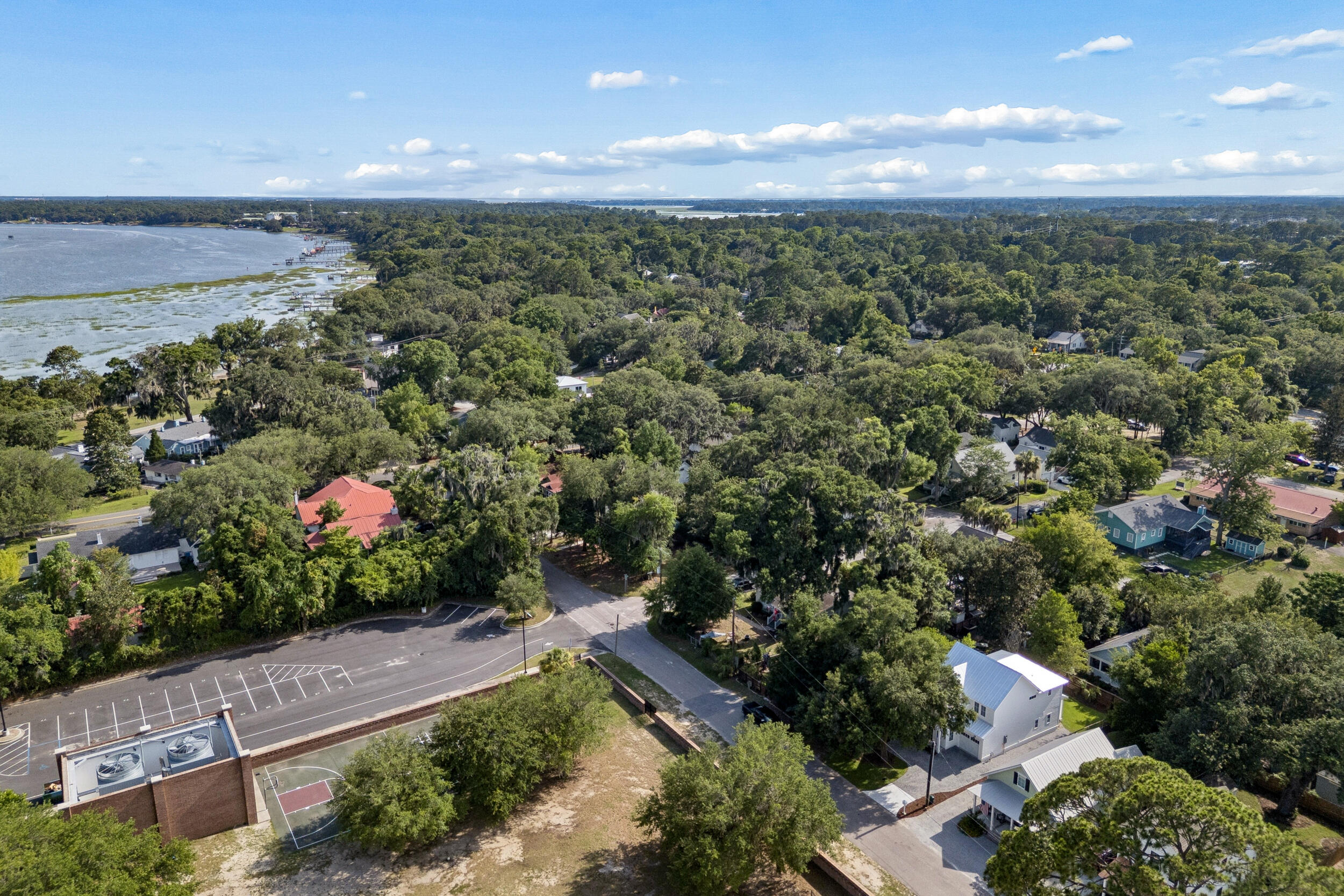608 Pilot Street Beaufort, SC 29902 - Photo 34 of 36 608-pilot-st-26