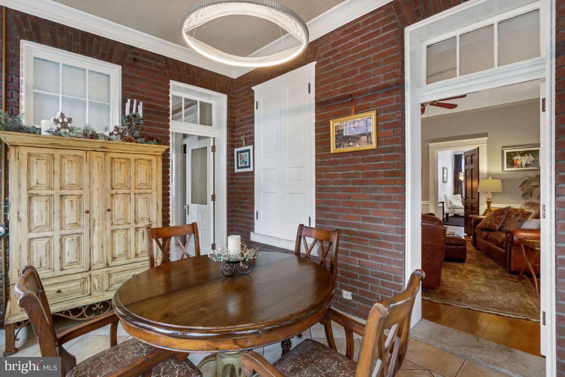 301 Broadway Hanover, PA 17331 - Photo 36 of 112