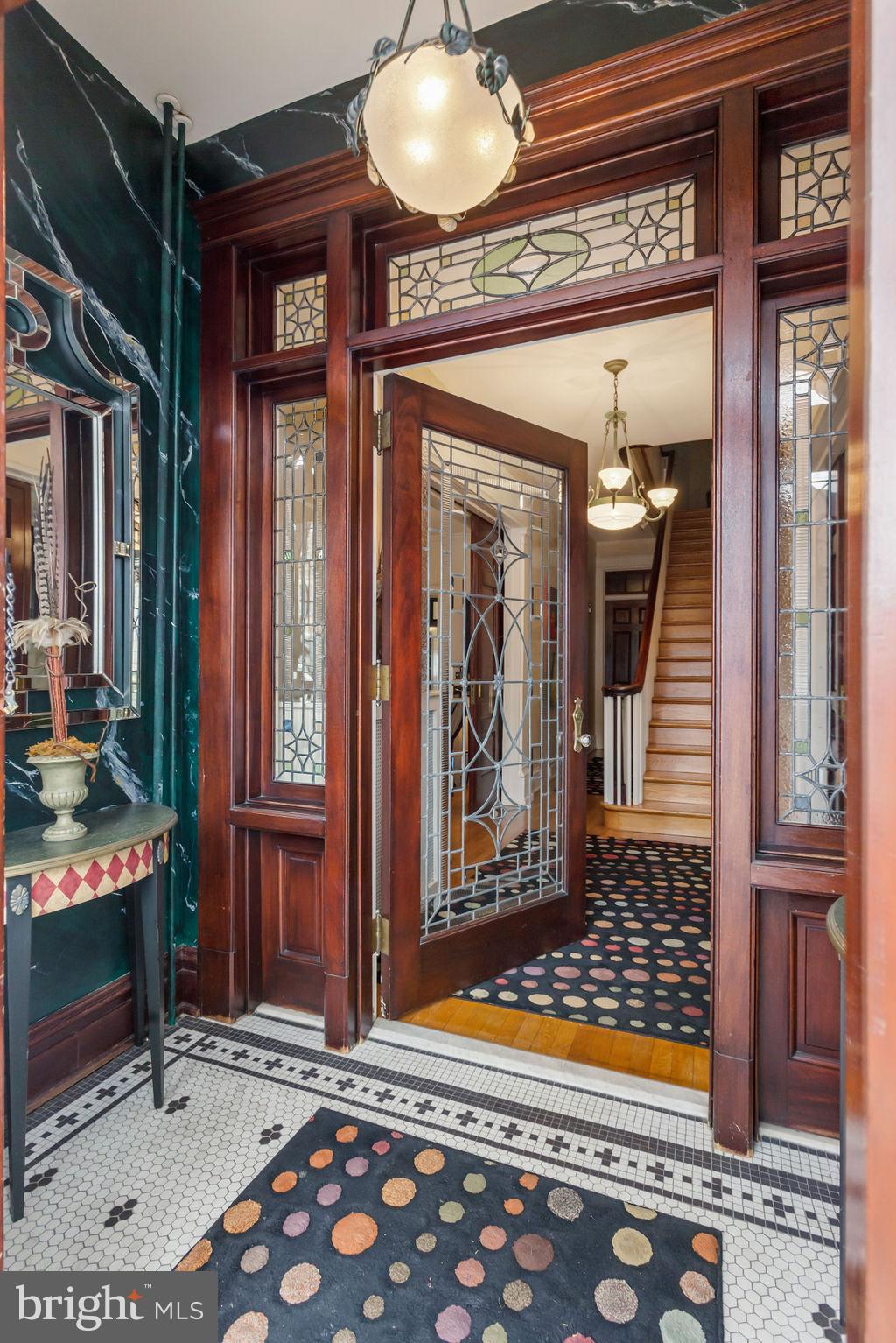 301 Broadway Hanover, PA 17331 - Photo 7 of 112