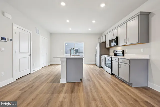 $399,990 | 1814 Blythe Way, Winchester, VA 22601