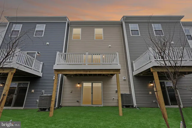 $399,990 | 1814 Blythe Way, Winchester, VA 22601