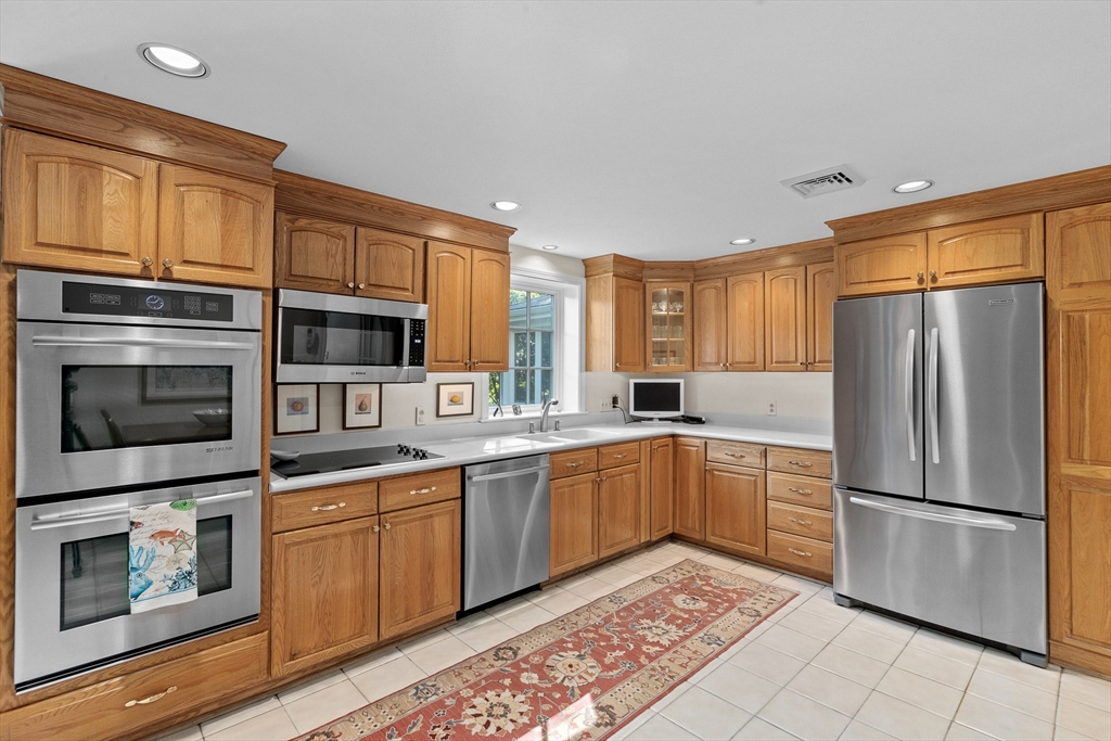 182 Fairoaks Lane Cohasset, MA 02025 - Photo 16 of 42 Gallery Image 16