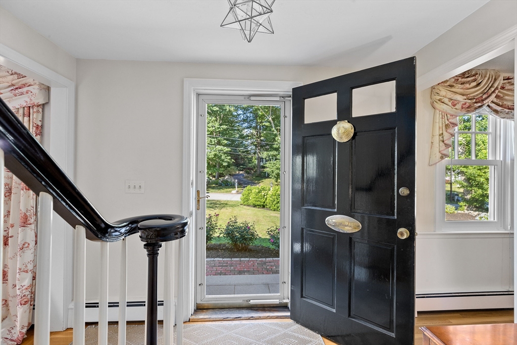 182 Fairoaks Lane Cohasset, MA 02025 - Photo 7 of 42 Gallery Image 7