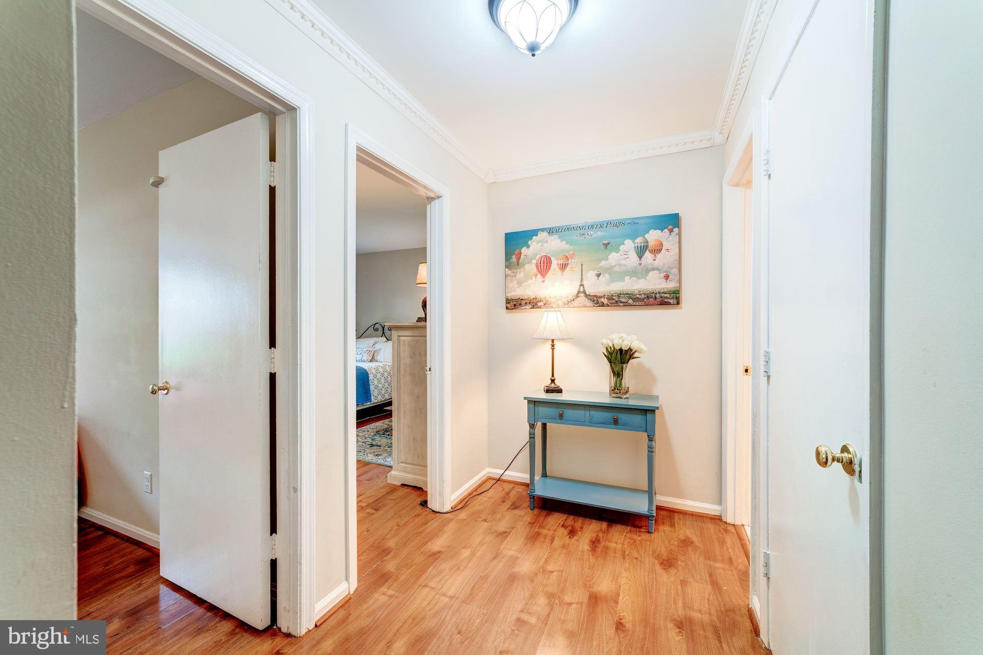 5905 Noblestown Road, Unit I Springfield, VA 22152 - Photo 13 of 29 Wide hallway