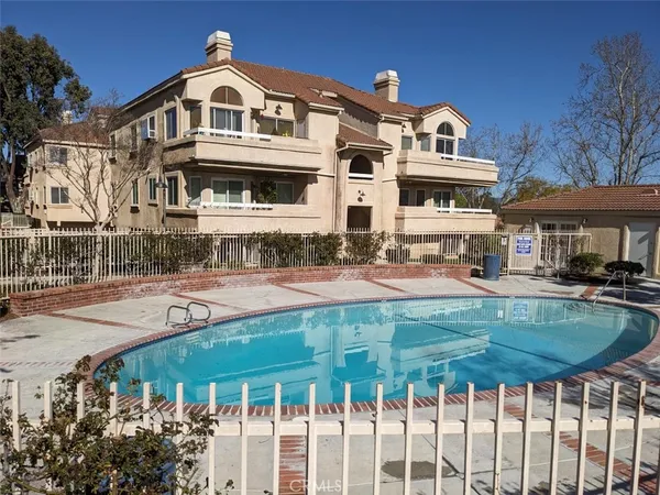 $449,999 | 19830 Sandpiper Place, Newhall, CA 91321