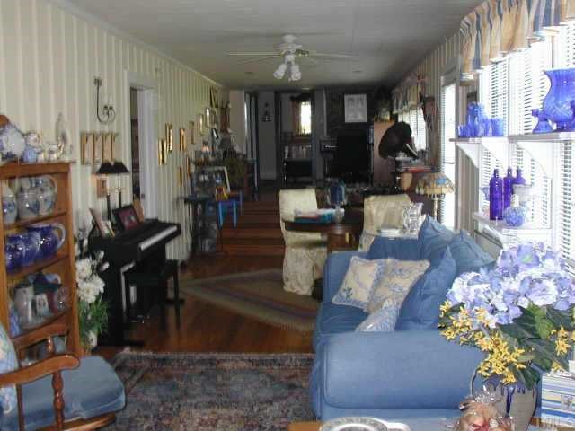 527 Turnage Road Smithfield, NC 27577 - Photo 4 of 10 Gallery Image 4