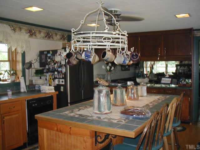 527 Turnage Road Smithfield, NC 27577 - Photo 5 of 10 Gallery Image 5