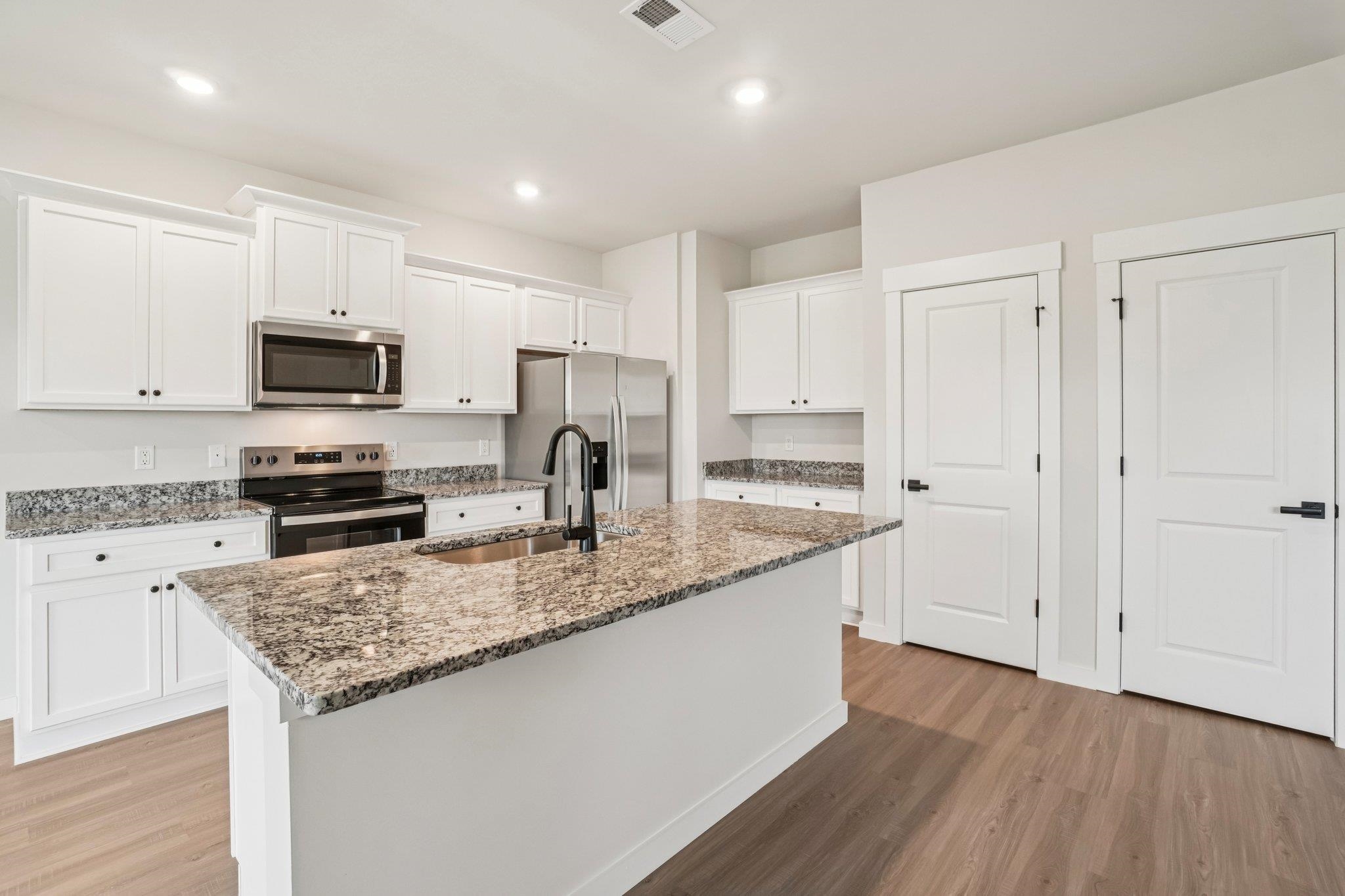 1432 Wild Indigo Way Moore, SC 29369 - Photo 3 of 7
