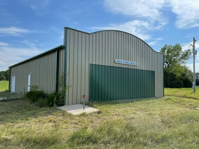 $1,150,000 | 10510 South Sterling Road, Abbyville, KS 67510