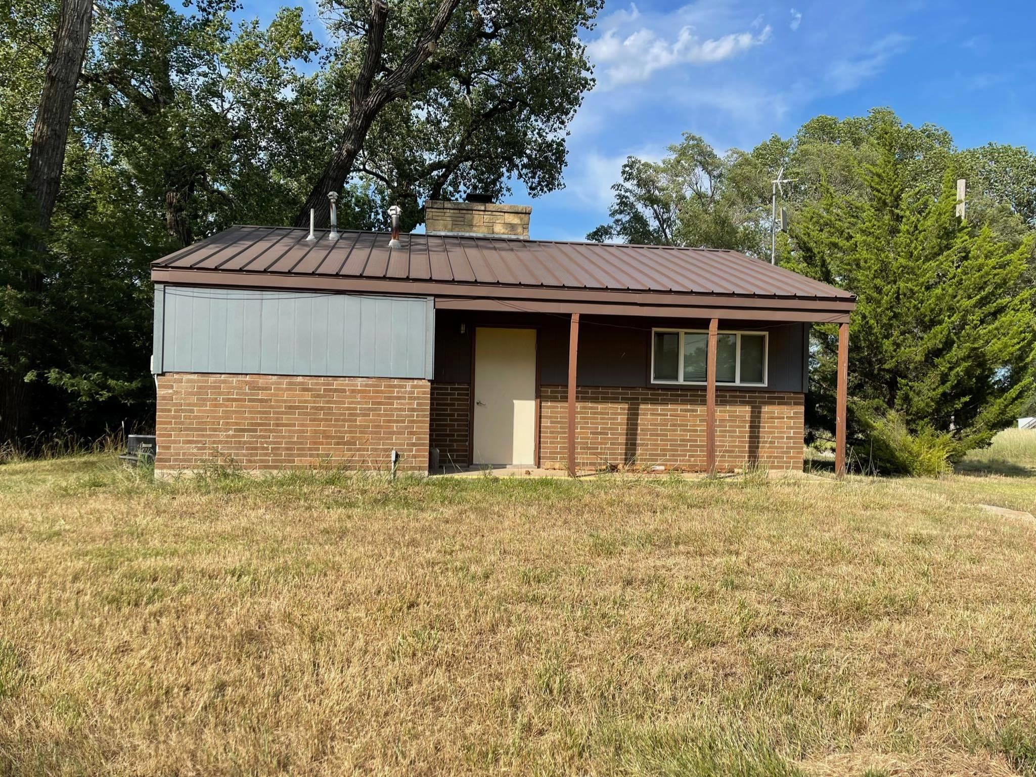 10510 South Sterling Road Abbyville, KS 67510 - Photo 22 of 36