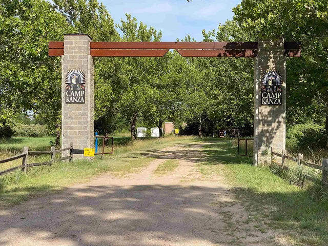 $1,150,000 | 10510 South Sterling Road, Abbyville, KS 67510