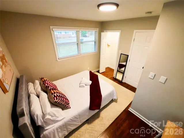 $1,995 | 3308 Revolution Pk Drive, Charlotte, NC 28217