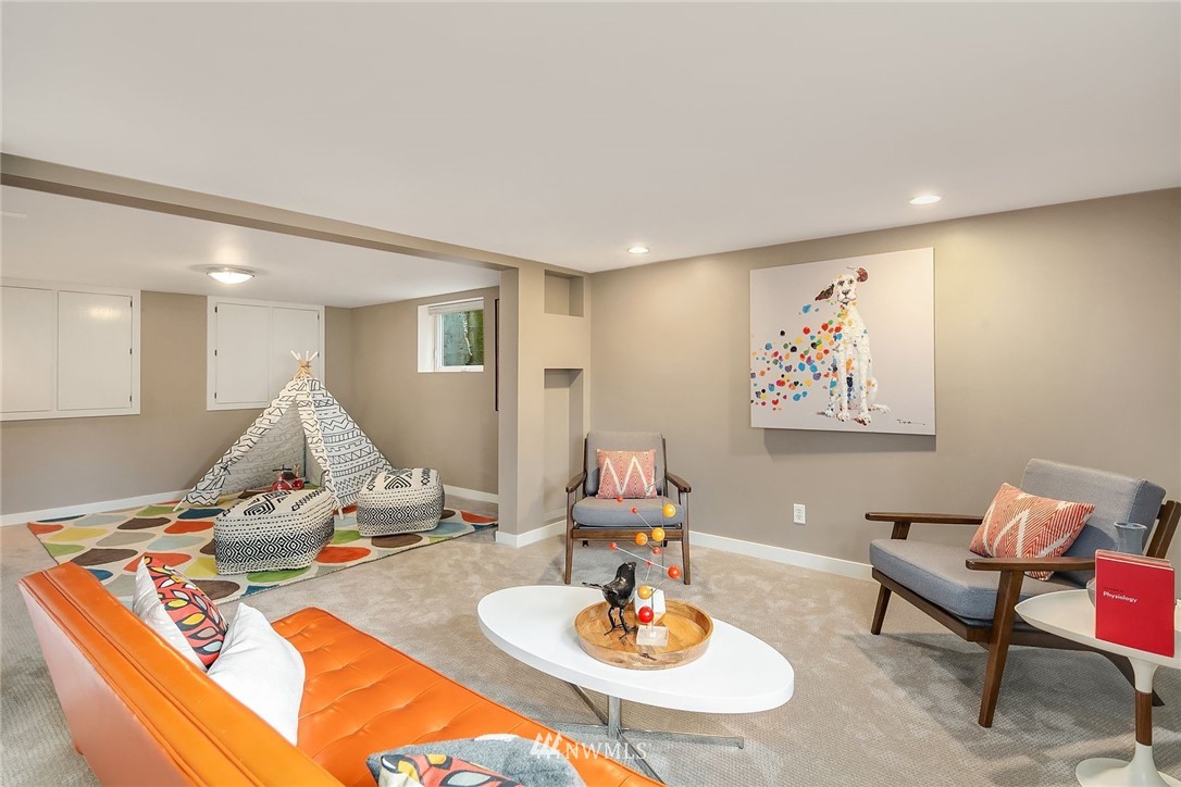 207 North 47th Street Seattle, WA 98103 - Photo 16 of 26 Gallery Image 16