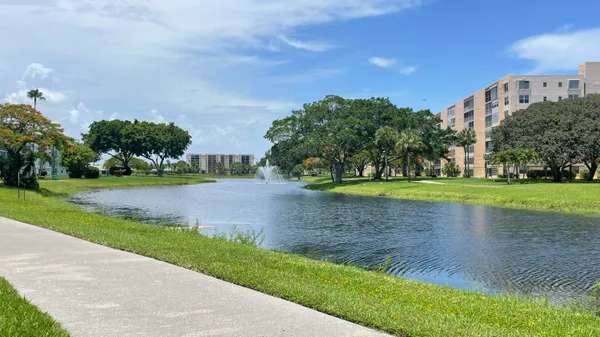 $2,150 | 4 Abbey Lane, Unit 103, Delray Beach, FL 33446