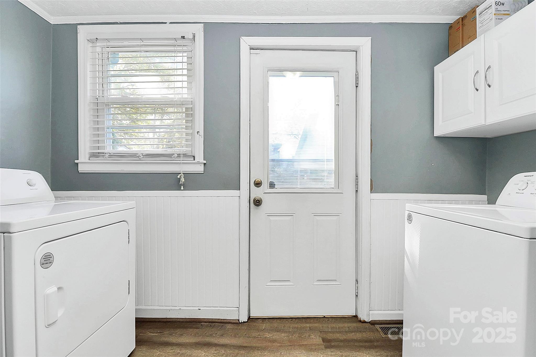 511 West Elliott Street Chester, SC 29706 - Photo 20 of 32 a view of a kitchen with window and washer