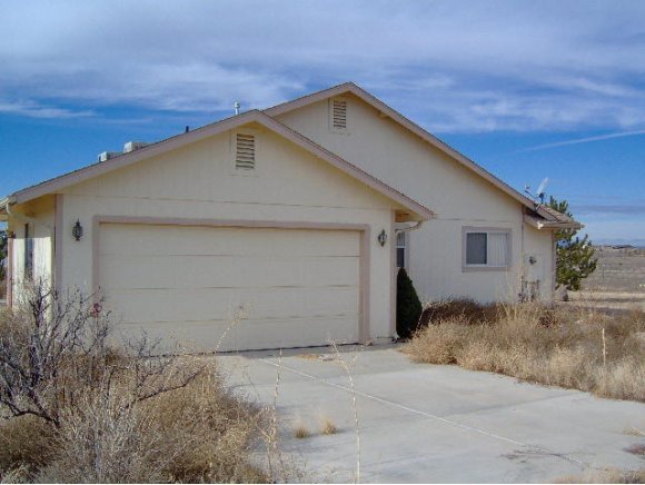 1905 West Big Sky Ranch Road Paulden, AZ 86334 - Photo 1 of 5 Primary Photo