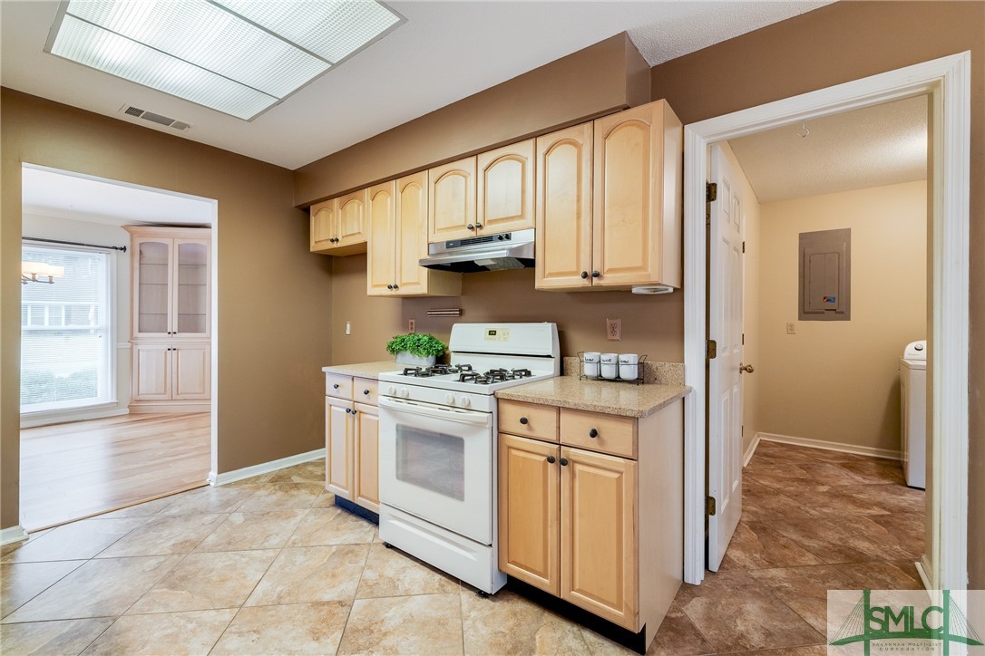 928 Moss Drive Savannah, GA 31410 - Photo 12 of 31