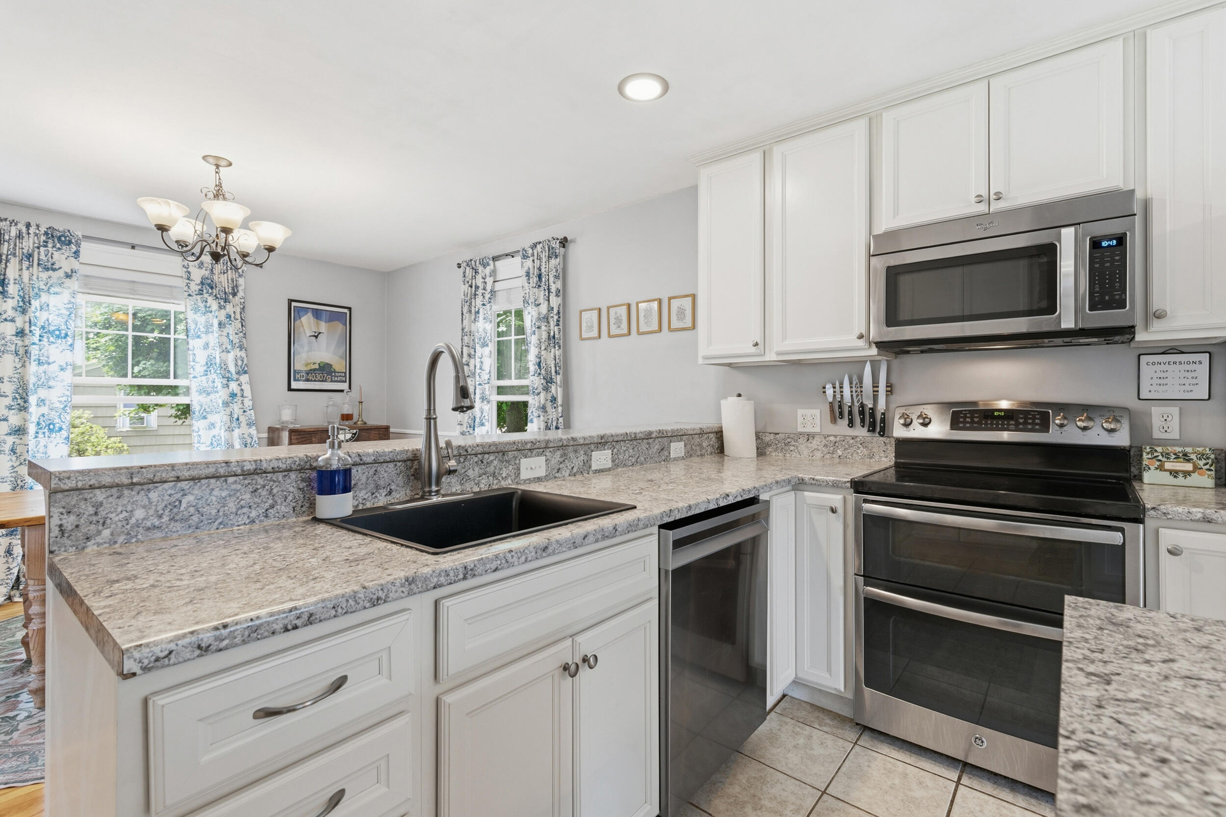 13 Hicks Street Portland, ME 04103 - Photo 14 of 43 13 hicks st, portland-10