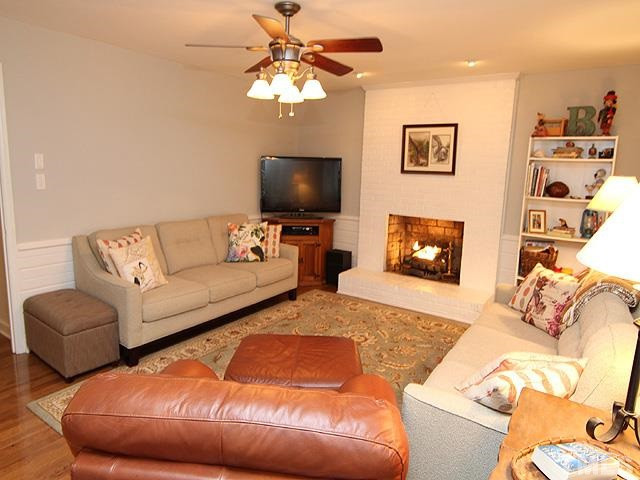 3512 Old Post Road Raleigh, NC 27612 - Photo 7 of 25 Family Room