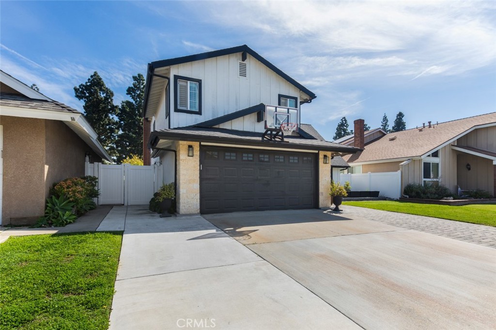 14612 Emerywood Road Tustin, CA 92780 - Photo 2 of 50 Front view