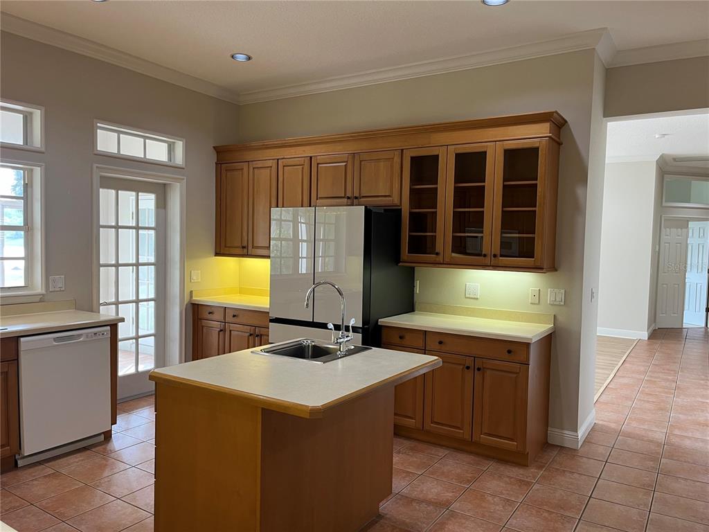 2054 Sawgrass Drive Apopka, FL 32712 - Photo 10 of 26