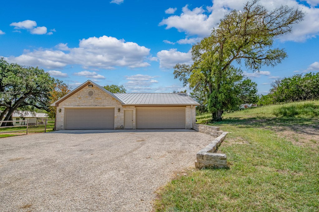 668 Elm Pass Road Center Point, TX 78010 - Photo 27 of 38 Gallery Image 27