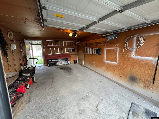 $220,000 | 518 North 3rd Street East, Riverton, WY 82501