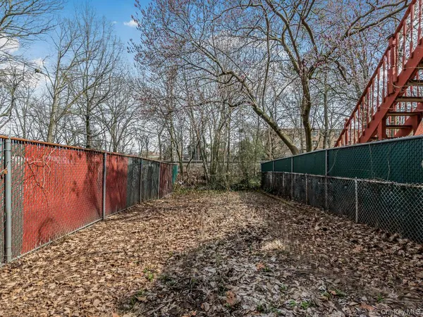 $675,000 | 2578 Stedman Place | Bronxwood