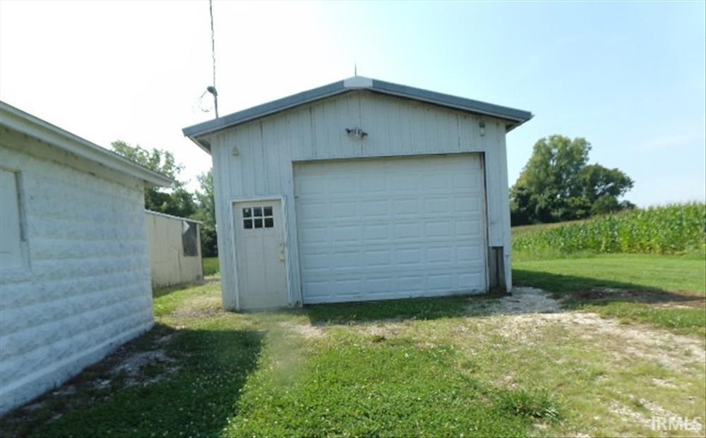 1000 Upper Upton Road Mount Vernon, IN 47620 - Photo 15 of 26 Gallery Image 15