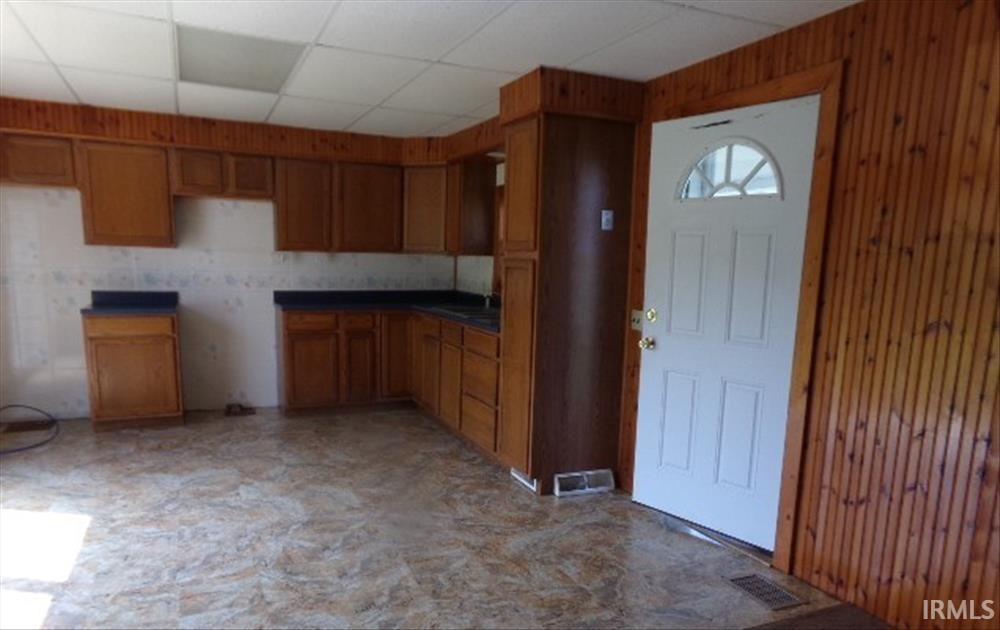1000 Upper Upton Road Mount Vernon, IN 47620 - Photo 3 of 26 Gallery Image 3