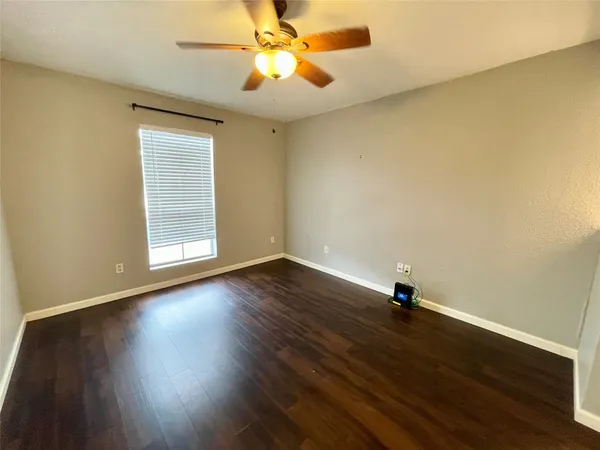 $1,600 | 1516 Bay Area Boulevard, Unit E4, Houston, TX 77058