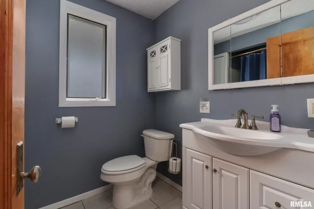 $219,900 | 106 West Boundary Street, Stanford, IL 61774