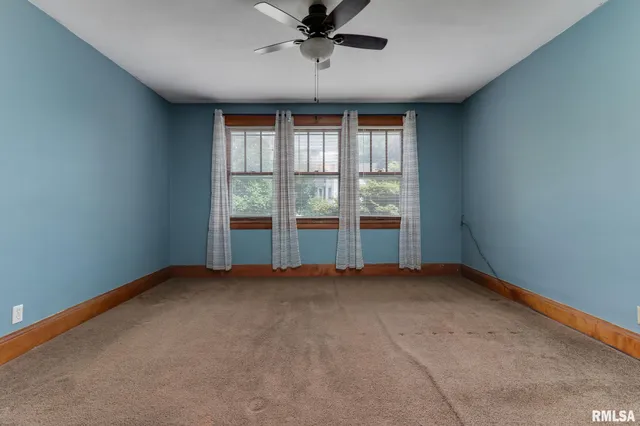 $219,900 | 106 West Boundary Street, Stanford, IL 61774