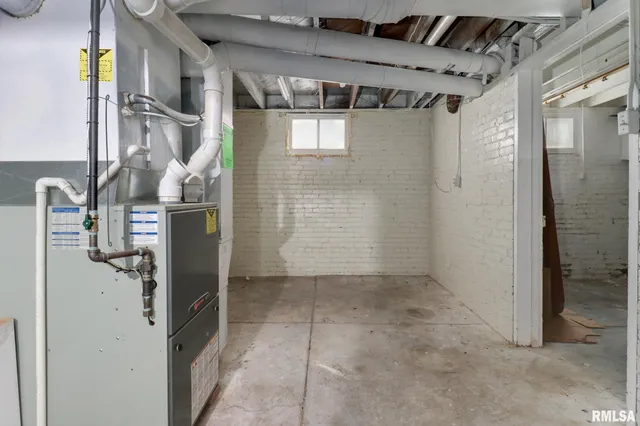 $219,900 | 106 West Boundary Street, Stanford, IL 61774