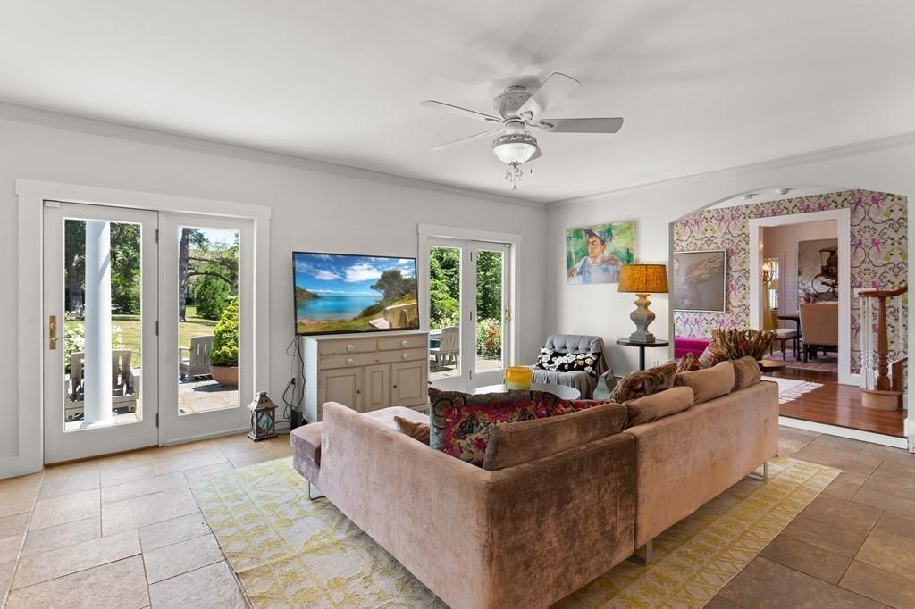 2 Broadmere Way Marblehead, MA 01945 - Photo 8 of 32