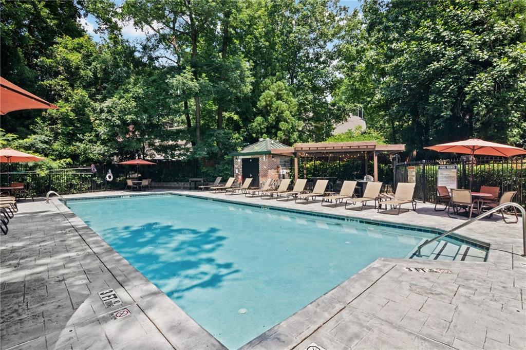 3235 Roswell Road Northeast, Unit 620 Atlanta, GA 30305 - Photo 25 of 39