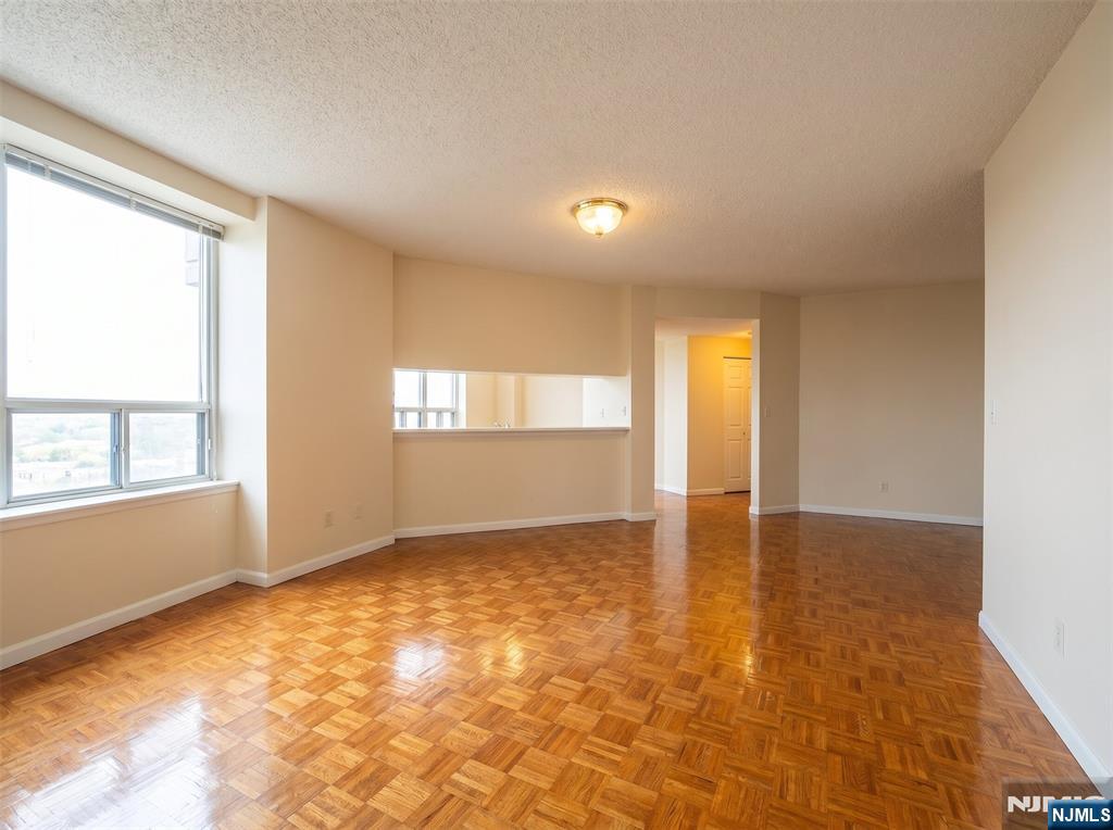 100 Old Palisade Road, Unit 2201 Fort Lee, NJ 07024 - Photo 2 of 17
