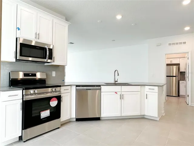 $2,595 | 4740 Waltham Forest Drive, Davenport, FL 33837