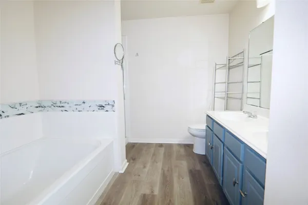 $2,500 | 15514 Satsuma Point Court, Houston, TX 77049