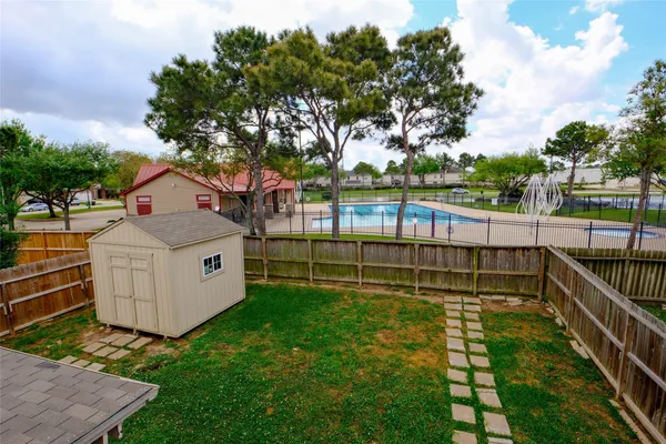 $2,500 | 15514 Satsuma Point Court, Houston, TX 77049