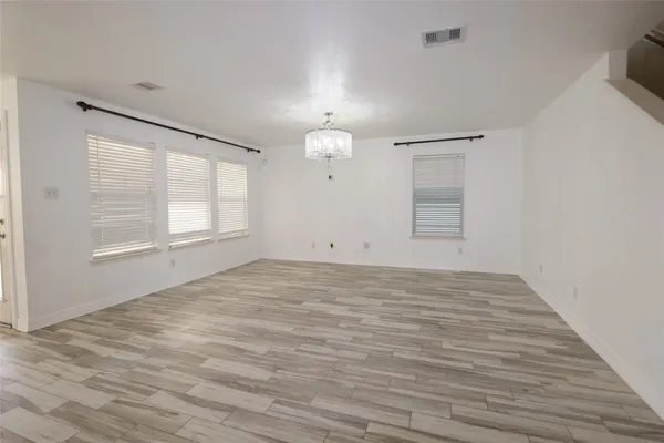 $2,500 | 15514 Satsuma Point Court, Houston, TX 77049