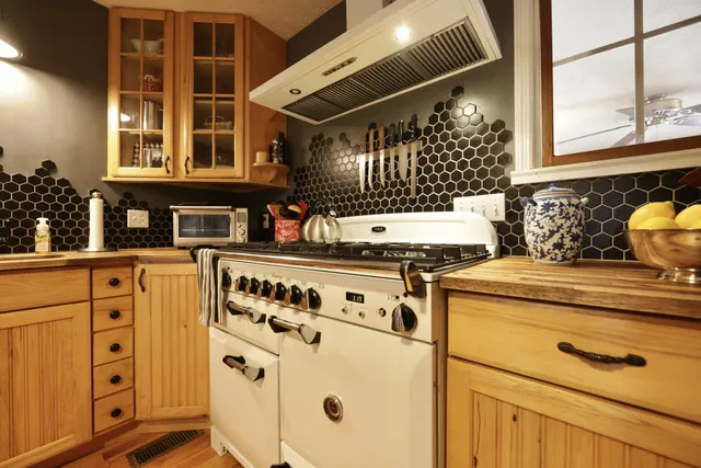 a view of washer and dryer