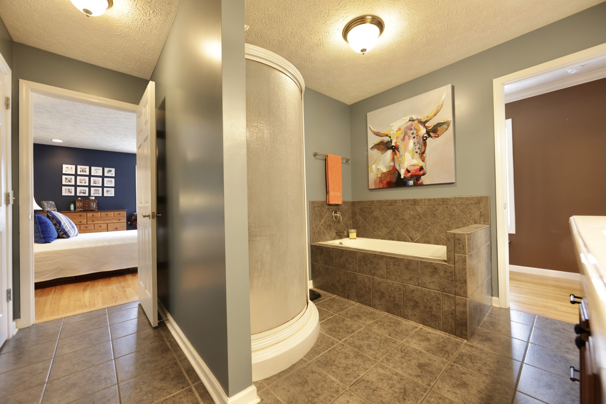 6808 Hester Road Springfield, TN 37172 - Photo 32 of 50 a bathroom with a tub and shower
