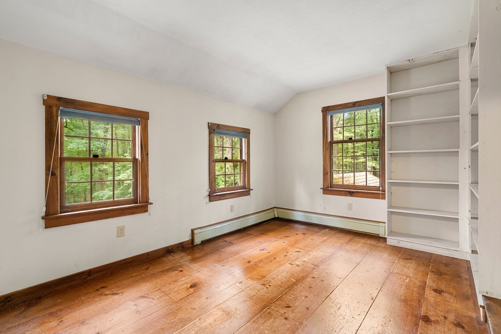 124 Raddin Road Groton, MA 01450 - Photo 32 of 38 Gallery Image 32