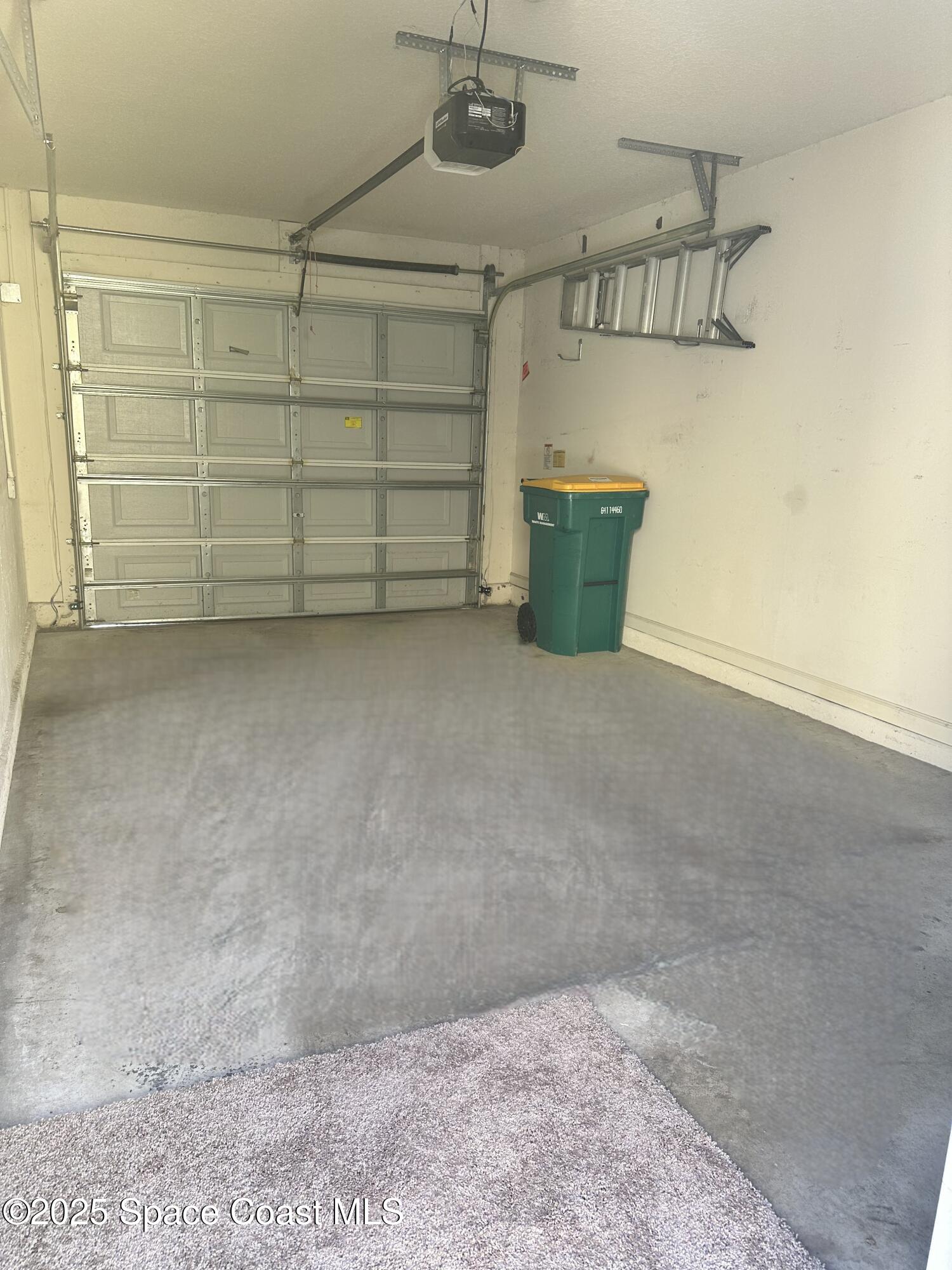 975 Luminary Circle, Unit 103 Melbourne, FL 32901 - Photo 10 of 11 a view of a small space