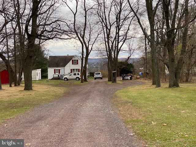 1719 Ridge Road Perkasie, PA 18944 - Photo 13 of 51