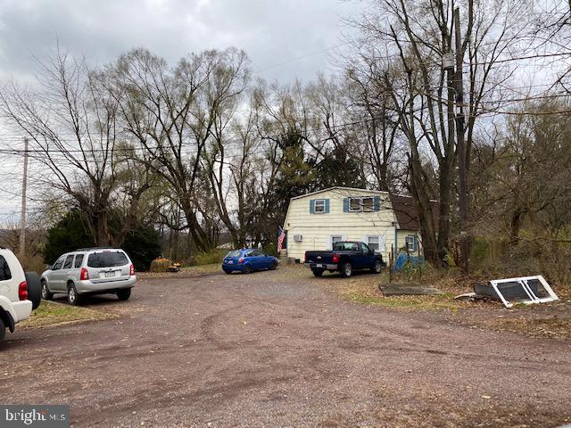 1719 Ridge Road Perkasie, PA 18944 - Photo 16 of 51