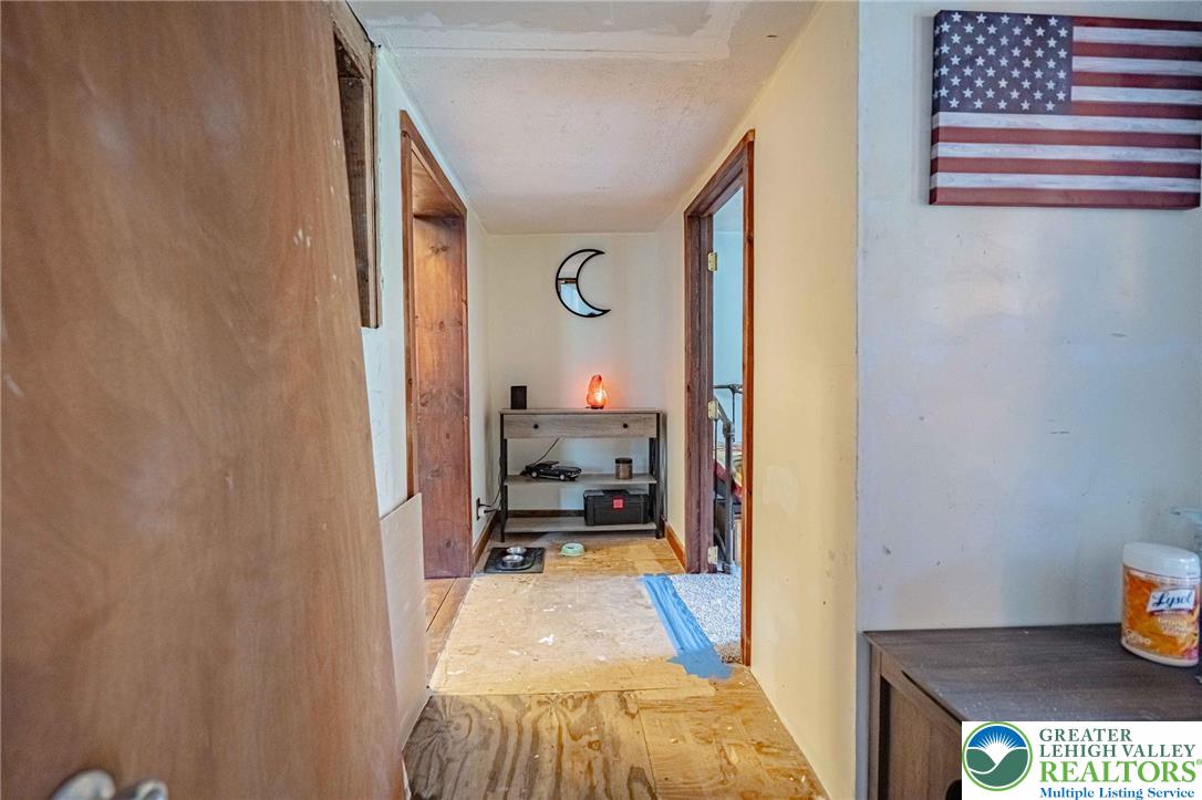 2015 Leithsville Road Hellertown, PA 18055 - Photo 18 of 41